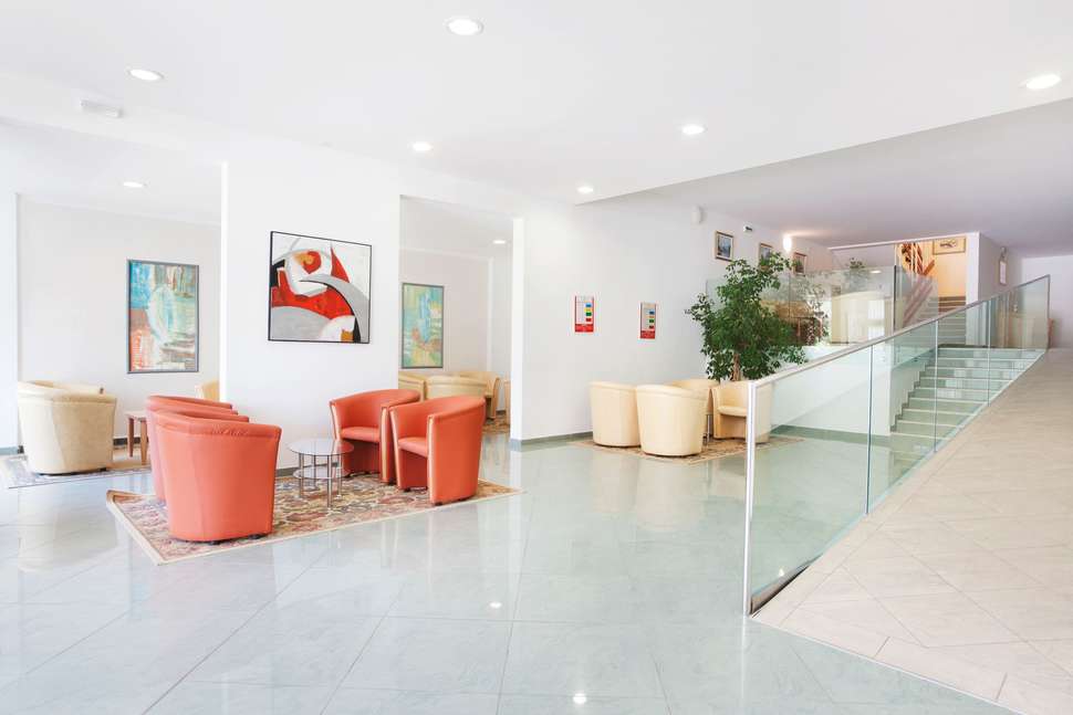 Een foto van het interieur van Hotel Narcis