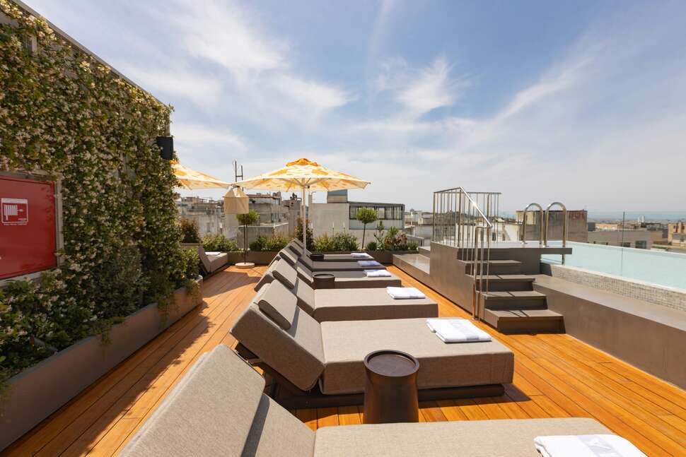 Een foto van Adia Aluma Athens Curio Collection by Hilton