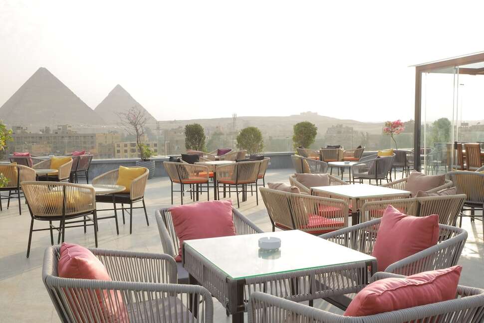 Een foto van Pyramid Front Hotel