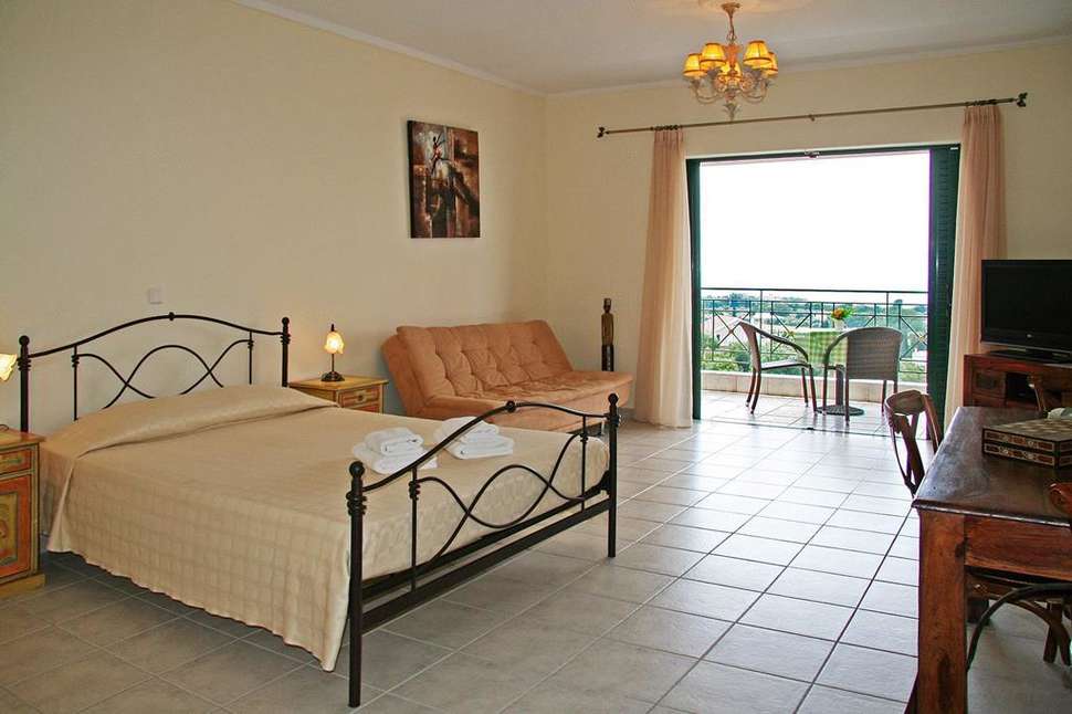 Een foto van Sarantos Pool Suites
