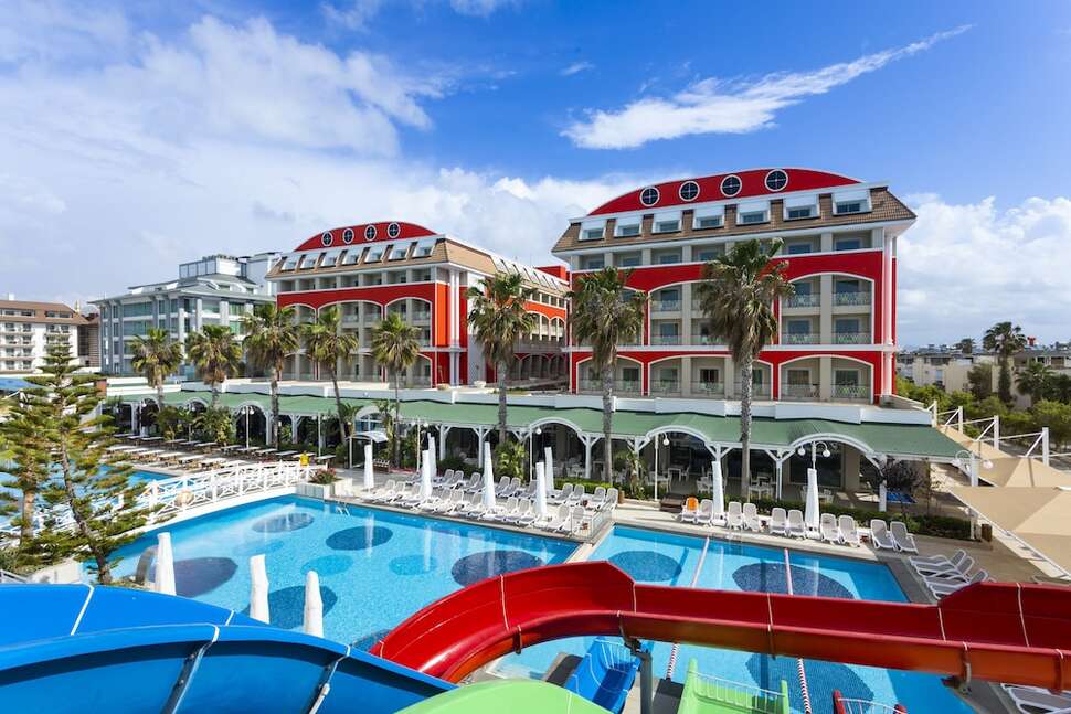 Een foto van het zwembad bij Orange County Resort Hotel Belek