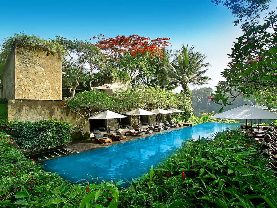 Een foto van het zwembad bij Maya Ubud Resort & Spa