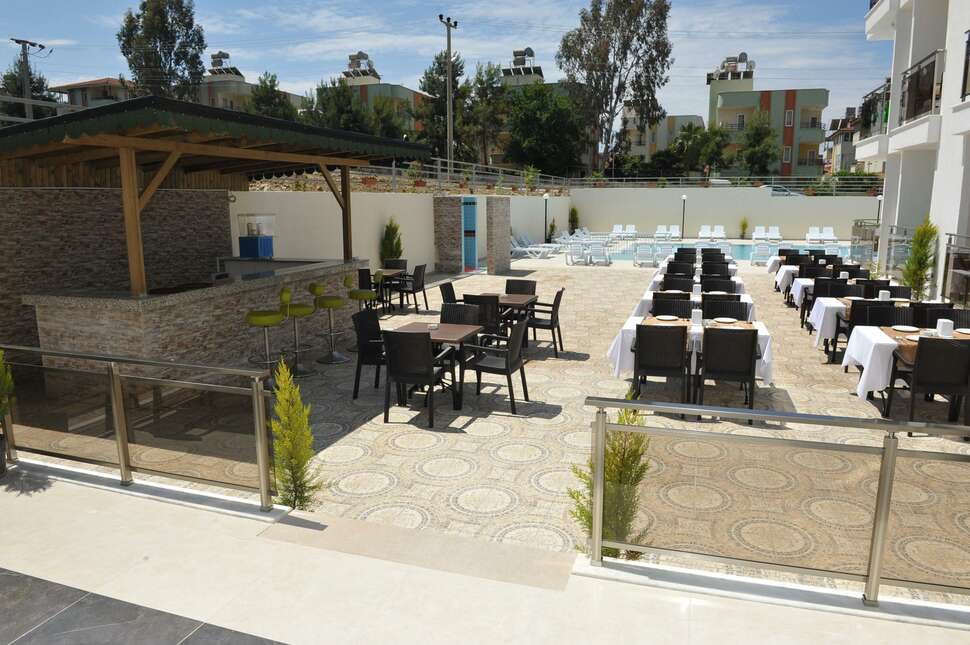 Ein Foto A Hotel Side