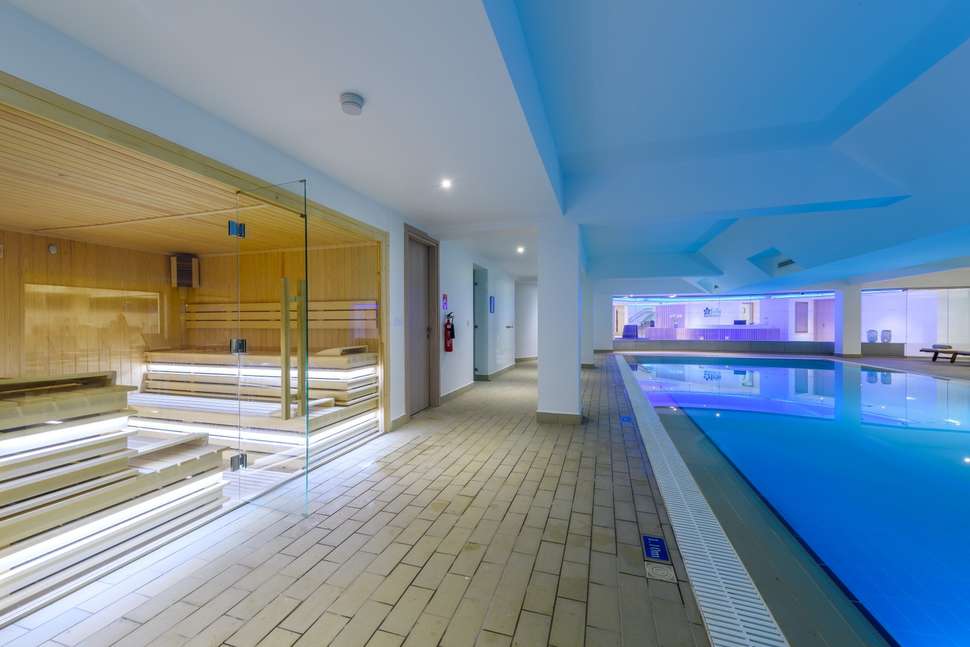 Een foto van de faciliteiten bij Asterias Beach Hotel