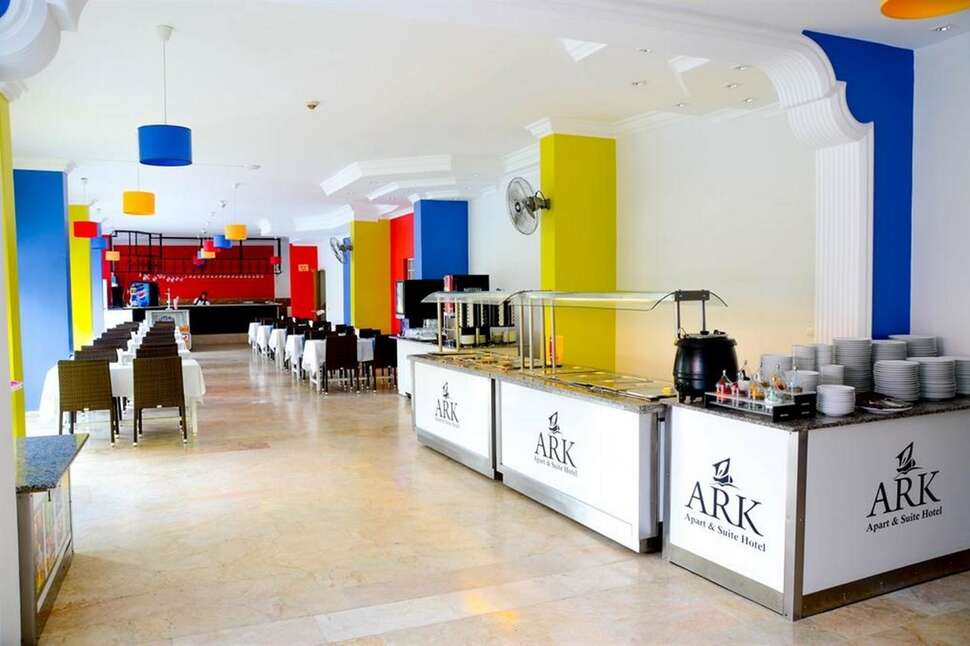 Een foto van het interieur van Ark Suite Hotel