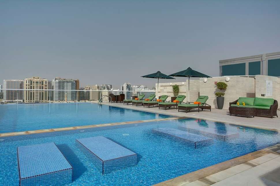 Een foto van een overzicht van Al Khoory Atrium Hotel
