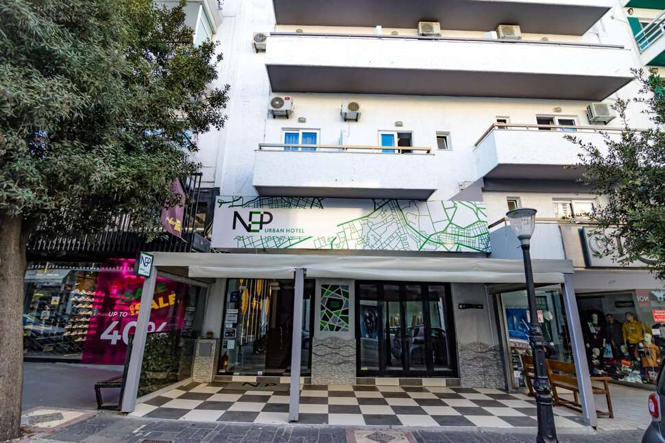 Een foto van Nep Center Hotel
