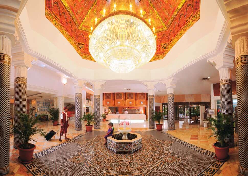 Een foto van het interieur van Riviera Resort