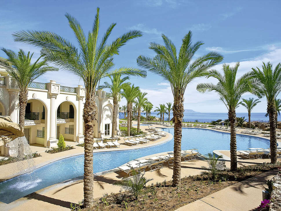 Een foto van het zwembad bij Stella di Mare Beach Hotel & Spa