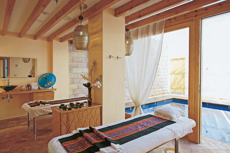 Een foto van Fort Arabesque West Bay