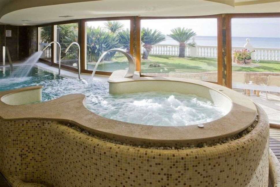 Een foto van het zwembad bij Hotel Nixe Palace