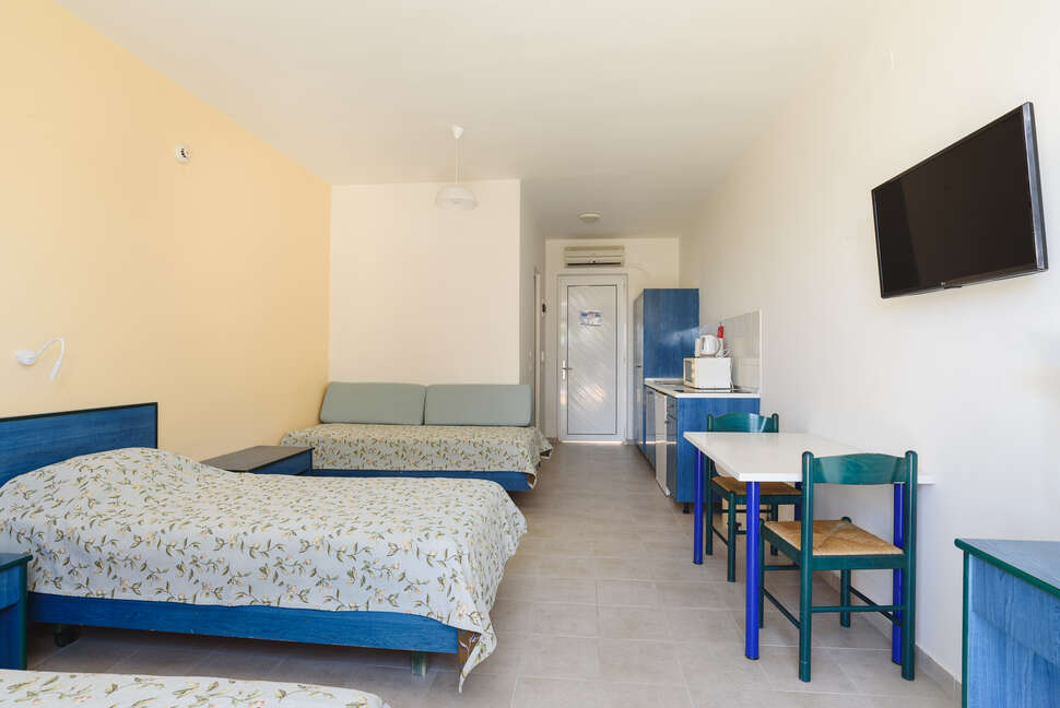 Een foto van Matina Pefkos Aparthotel