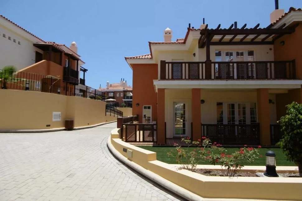 Een foto van de buitenkant van Monte Carrera Appartementen