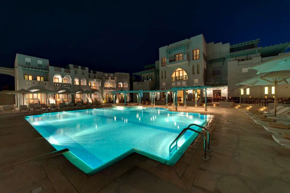 Een foto van het zwembad bij Fanadir Hotel El Gouna
