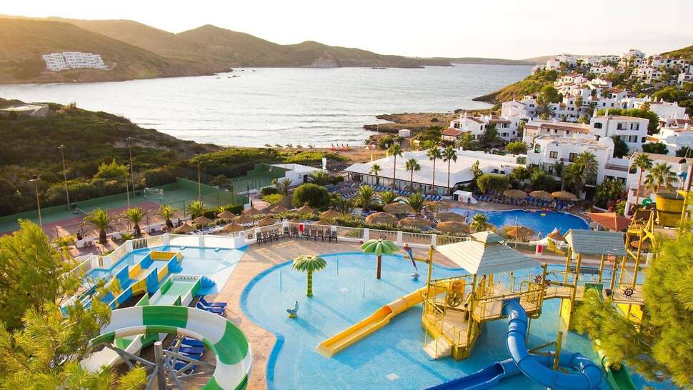 Ein Foto von einer Übersicht des Carema Club Resort