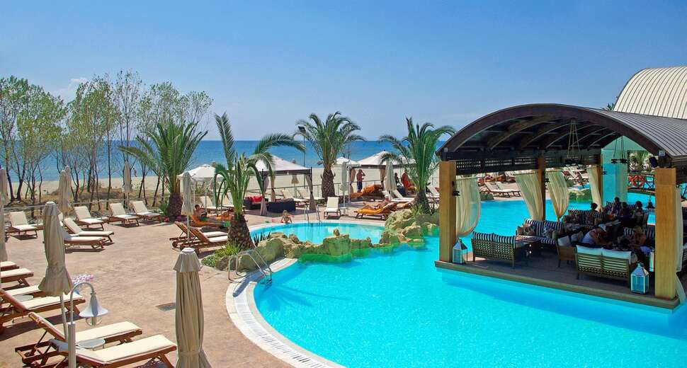 Ein Foto Mediterranean Village Hotel & Spa