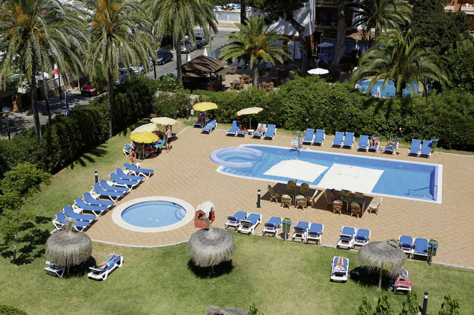 Ein Foto von einer Übersicht des Hotel & Aparthotel Luxor