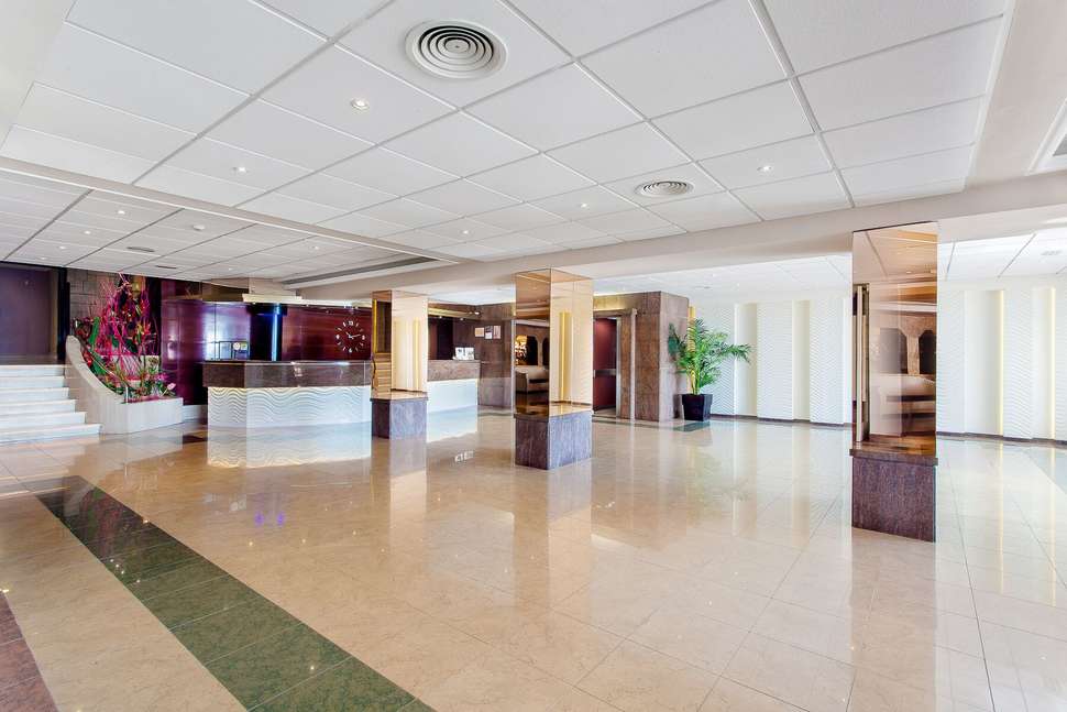 Een foto van het interieur van Hotel Pimar & Spa