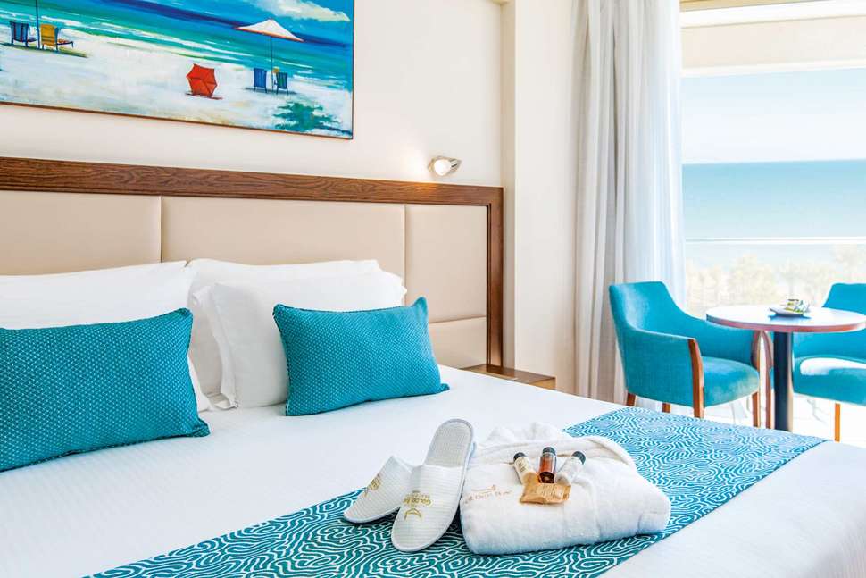 Ein Foto The Golden Bay Beach Hotel