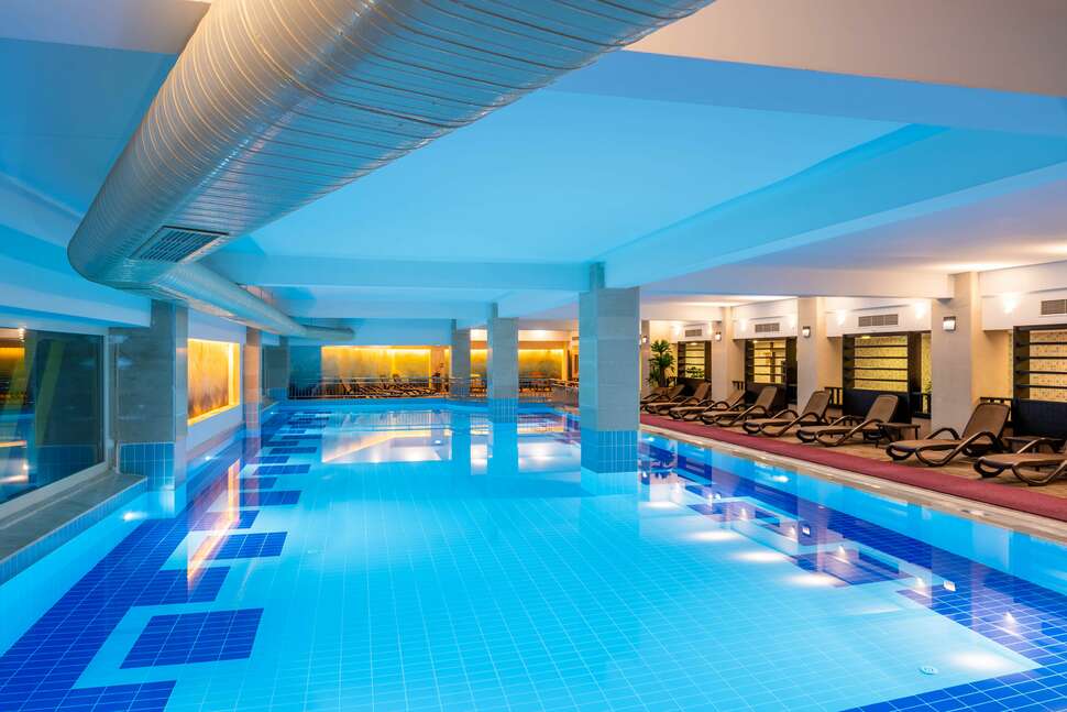 Een foto van het zwembad bij Fame Residence Kemer & Spa