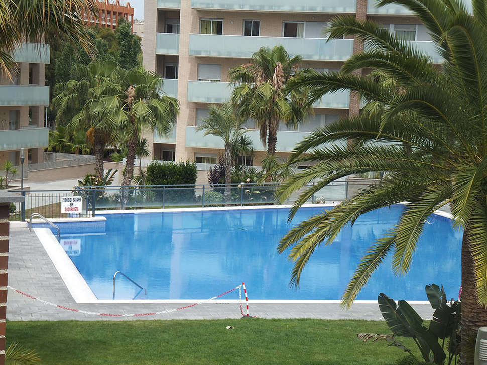 Een foto van het zwembad bij Appartementen Ibersol Spa Aqquaria