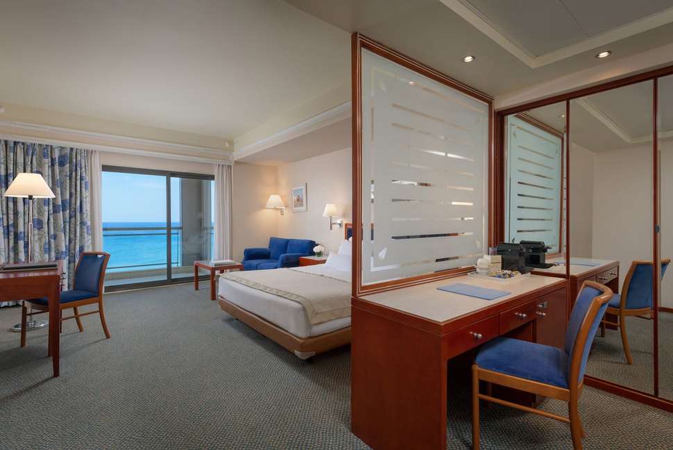 Ein Foto Mediterranean Hotel