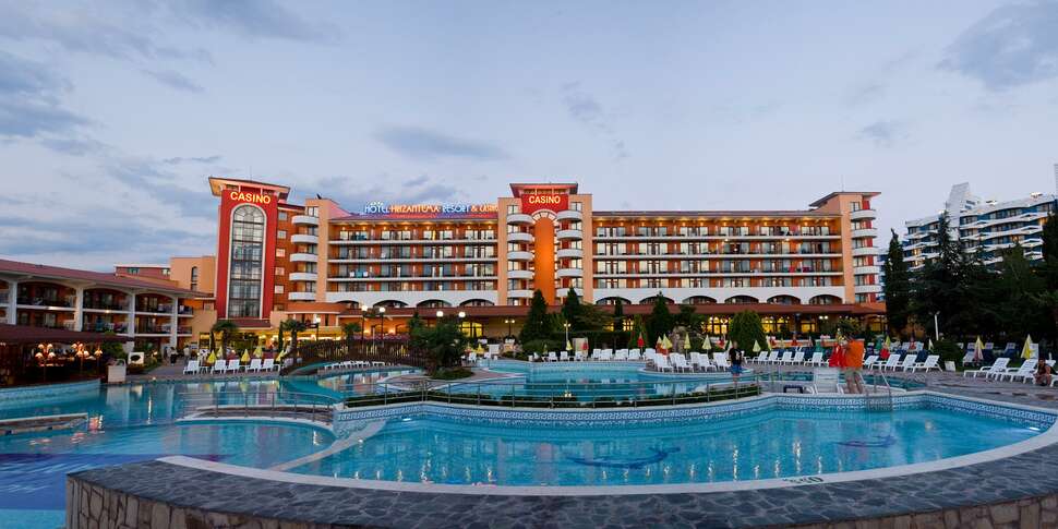Ein Foto Hotel Hrizantema