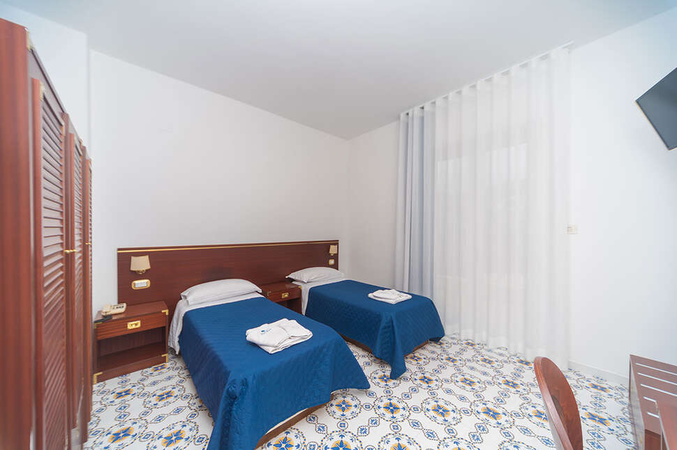 Een foto van America Hotel