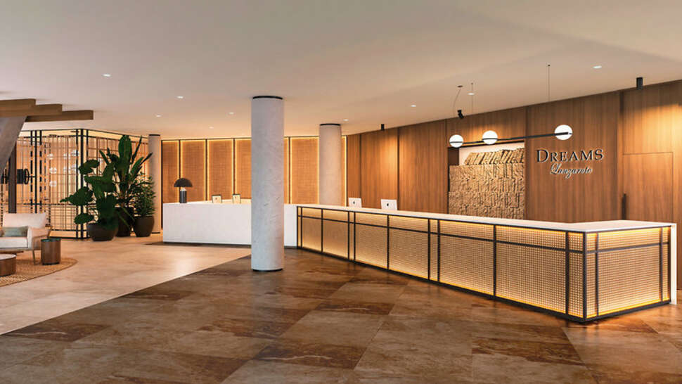 Een foto van het interieur van Dreams Lanzarote Playa Dorada Resort & Spa