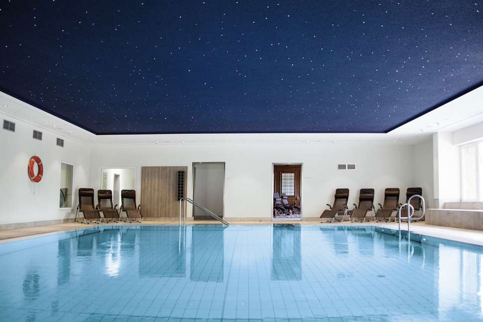 Een foto van het zwembad bij Berg- & Jagdhotel Gabelbach