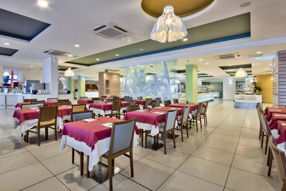 Een foto van db Seabank Resort & Spa