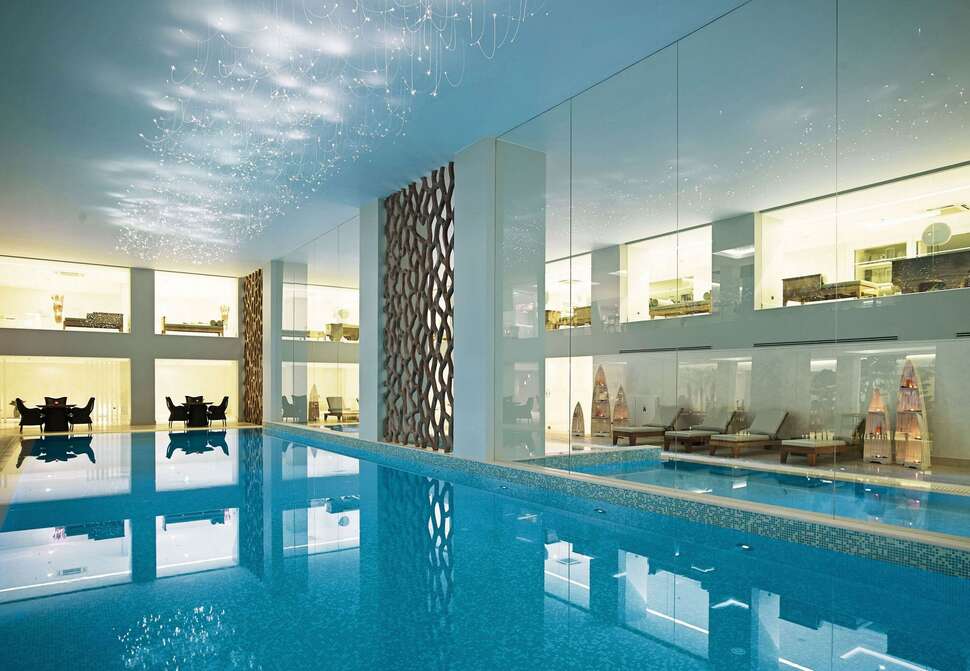 Ein Foto vom Pool im Mitsis Alila Exclusive Resort & Spa