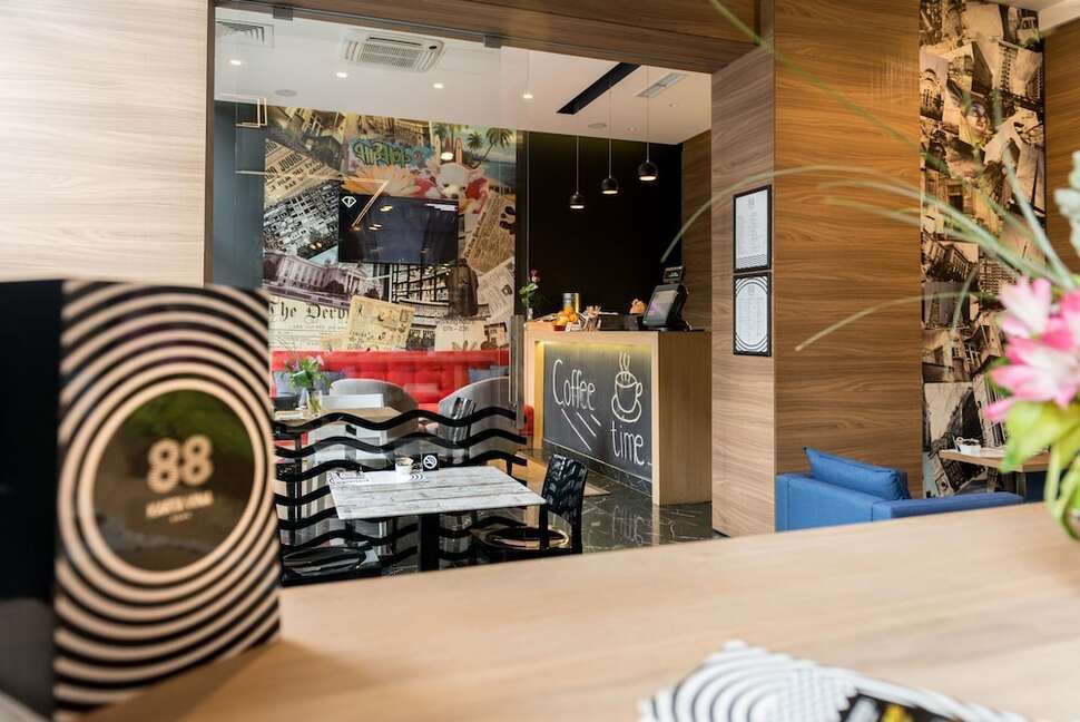 Een foto van de faciliteiten bij 88 Rooms Hotel