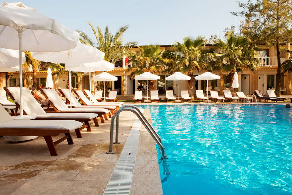 Een foto van het zwembad bij Sunprime Dogan Side Beach