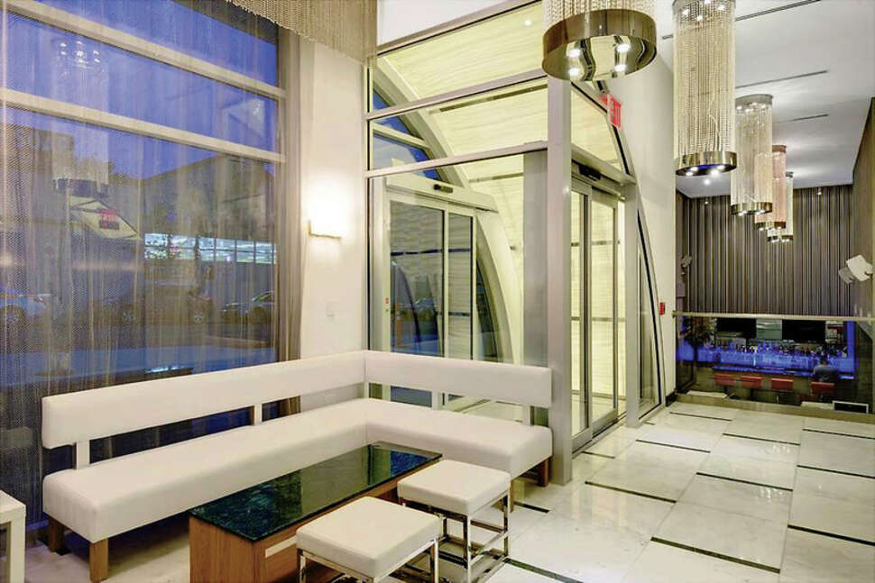 Een foto van het interieur van Wyndham Garden Brooklyn Sunset Park