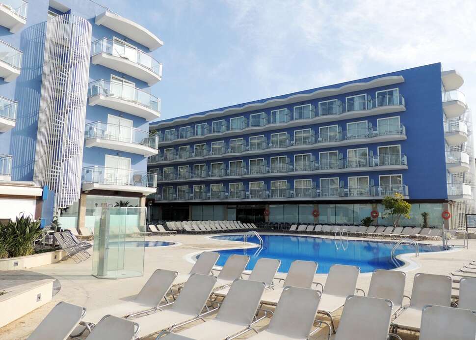 Een foto van het zwembad bij Hotel Augustus