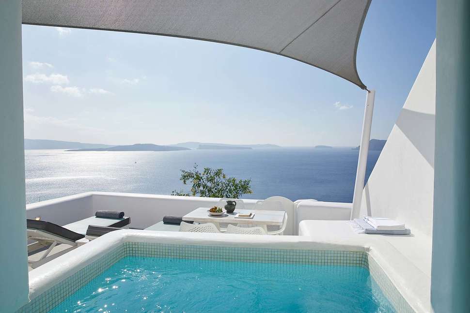 Een foto van La Perla Villas & Suites