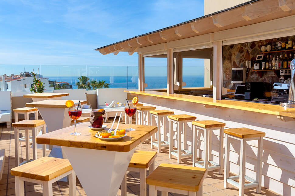 Een foto van het terras bij Aparthotel Dragos Del Sur