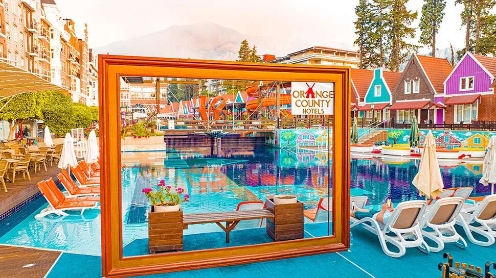 Een foto van het zwembad bij Orange County Kemer Resort Hotel