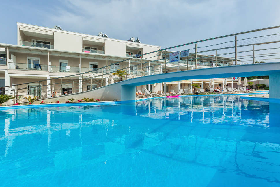 Een foto van het zwembad bij Anna Hotel