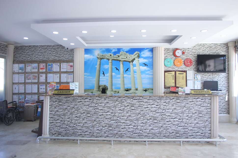 Een foto van het interieur van Sayanora Hotel & Park