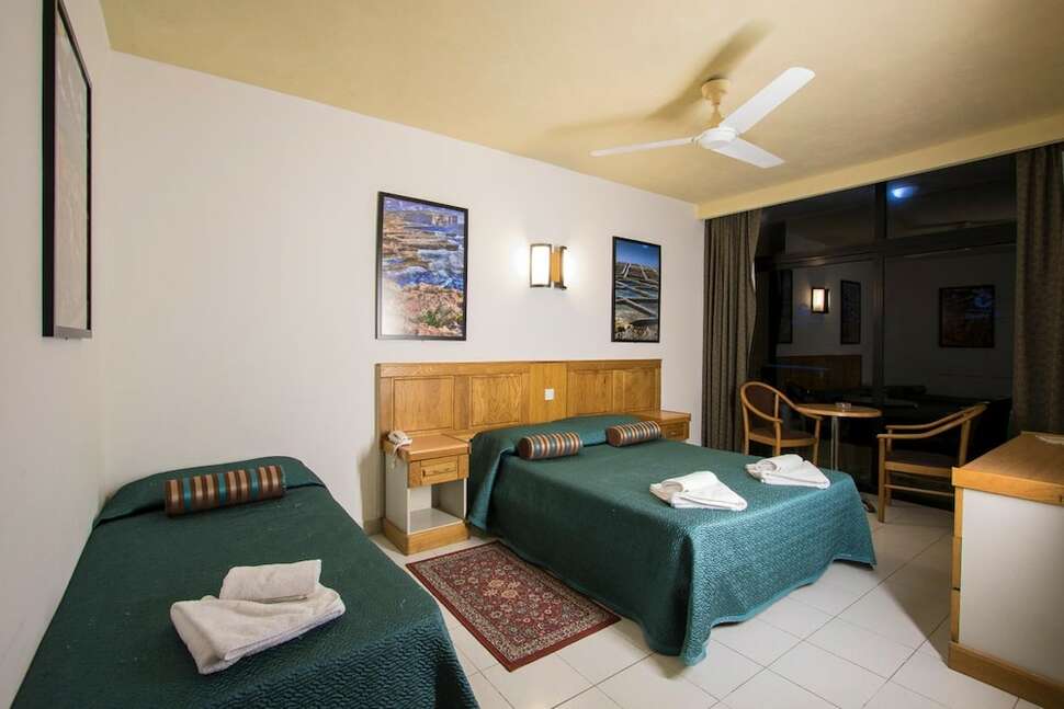 Een foto van een overzicht van Canifor Hotel