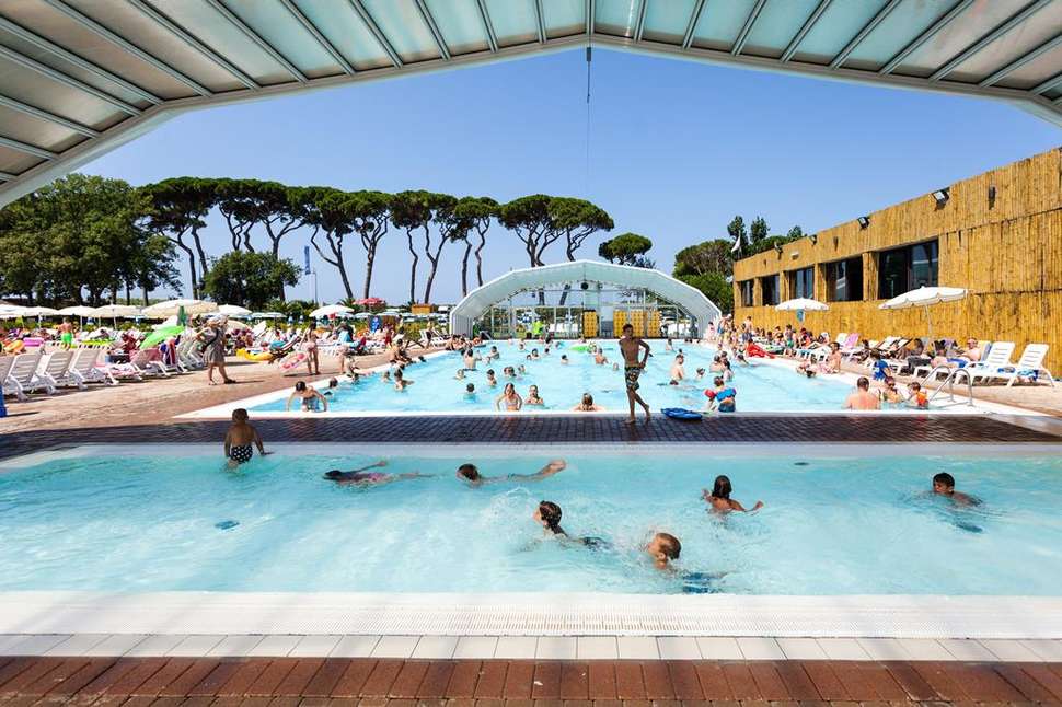 Een foto van het zwembad bij Camping Village Park Albatros
