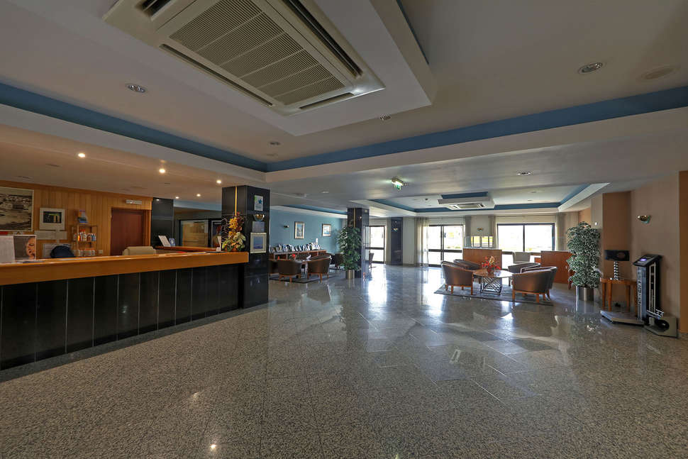 Een foto van het interieur van Paladim & Alagoa Mar Hotels