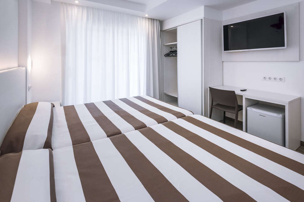 Ein Foto Hotel Oasis Park Splash