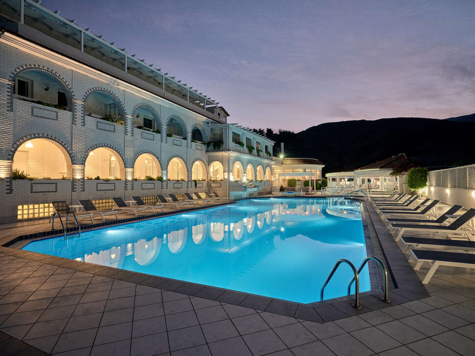 Een foto van het zwembad bij Meandros Boutique & Spa