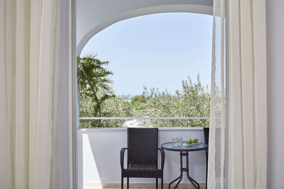 Een foto van Mr & Mrs White Corfu