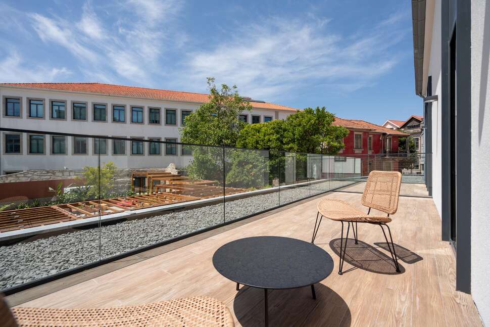 Ein Foto The Editory Garden Baixa Porto Hotel