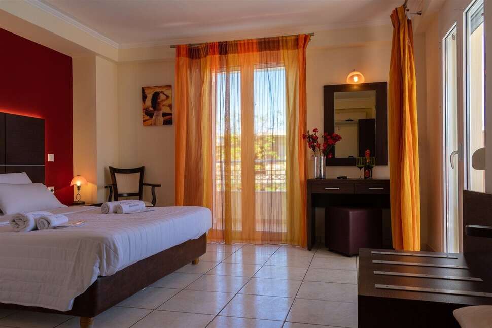 Ein Foto Zante Pantheon Hotel