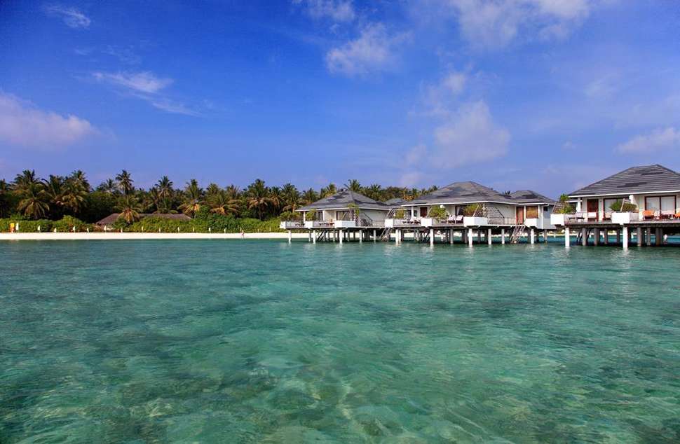 Een foto van de buitenkant van Villa Park Sun Island